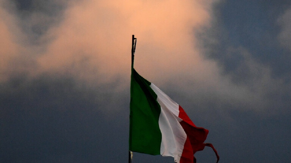 سياسي إيطالي: حظر النفط والغاز يضر بالاتحاد الأوروبي أكثر من روسيا