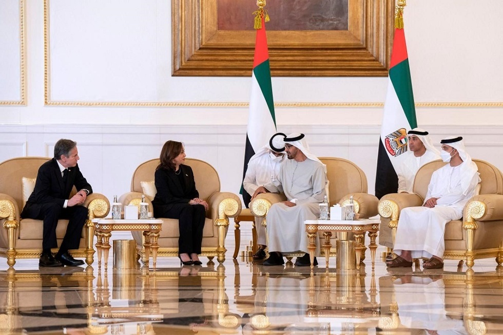 رئيس الإمارات يستقبل هاريس وبلينكن في أبوظبي