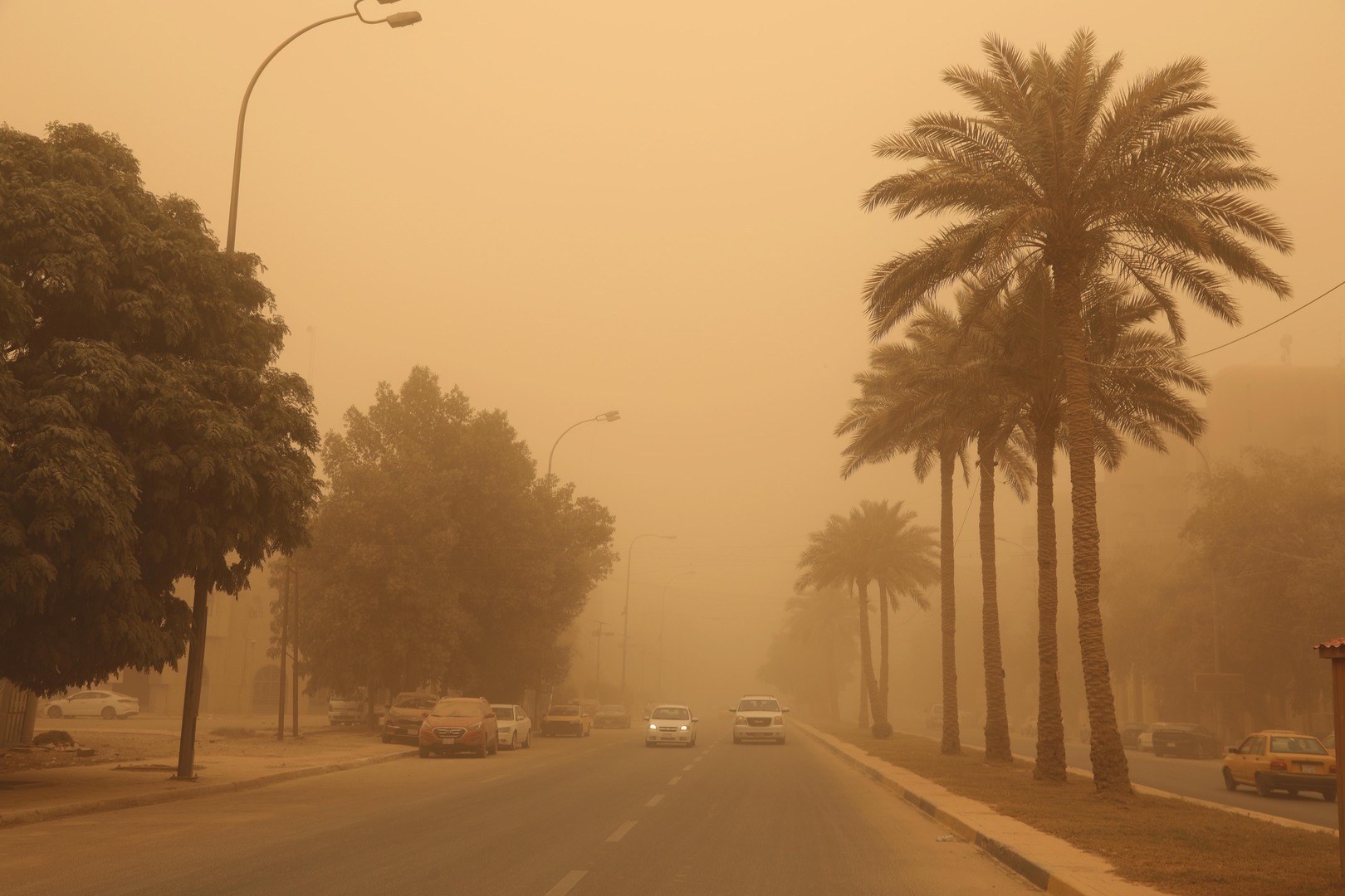 العراق.. تعطيل الدوام الرسمي الاثنين بسبب سوء الأحوال الجوية