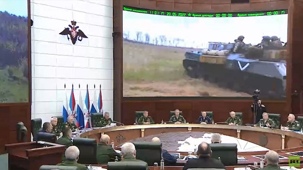 شويغو يعلن تشكيل وحدات عسكرية جديدة على الحدود الغربية لروسيا ردا على 