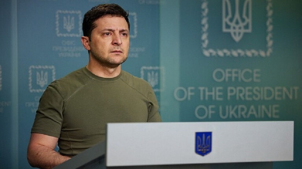 أوكرانيا تبحث مشروع قرار يسمح للضباط بقتل الجنود ممن يتهربون من الخدمة ويعصون الأوامر