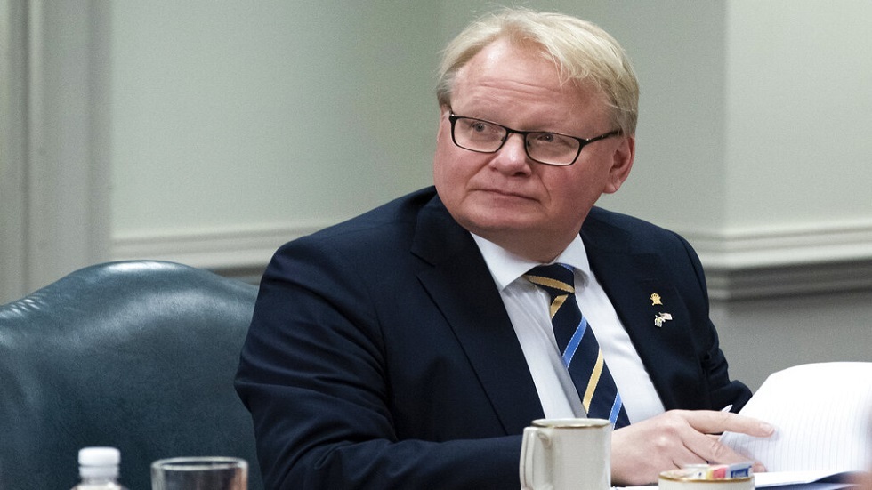 كورونا يمنع وزير الدفاع السويدي من الاجتماع بقادة الناتو