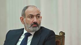 باشينيان يجتمع برئيس المجلس الأوروبي ويطلعه على الوضع حول قره باغ