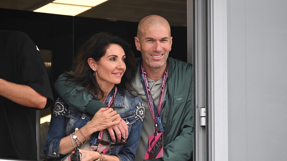 باريس سان جيرمان يغري زيدان بمبلغ خيالي يضعه على رأس قائمة المدربين الأعلى أجرا في العالم