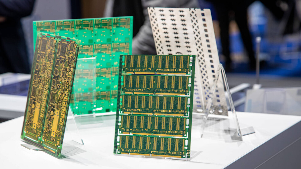 تايوان تحظر تصدير رقائق إلكترونية إلى روسيا وبيلاروس