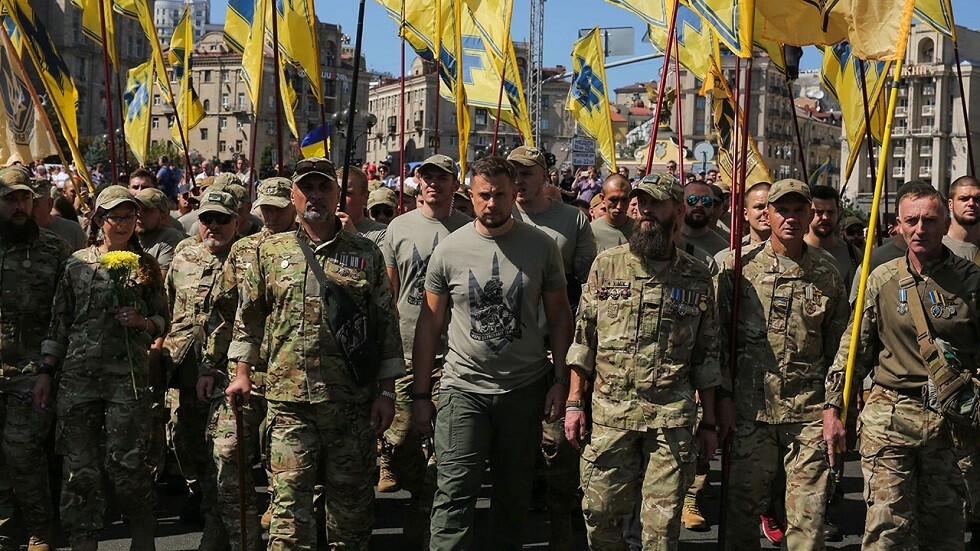 الدفاع الروسية: النازيون يمنعون سكان كراسنوغوروفكا من مغادرة منازلهم تحت تهديد الإعدام