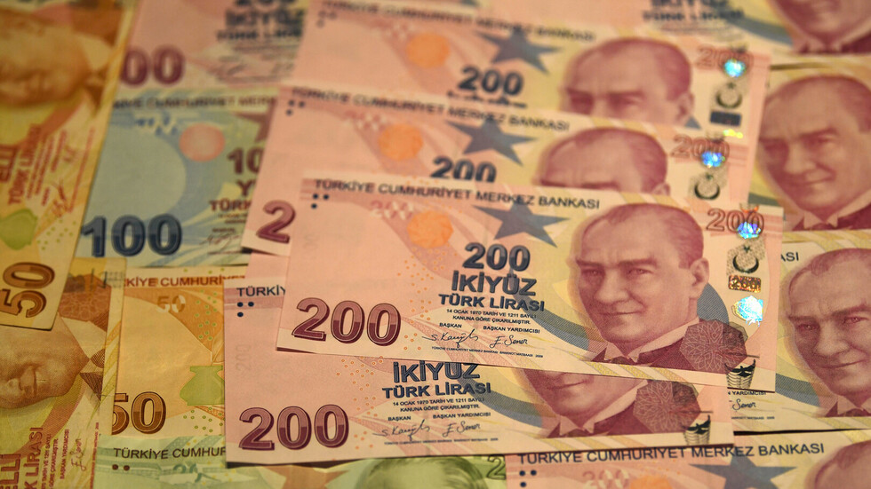 التضخم في تركيا يصعد إلى أعلى مستوى في 24 عاما