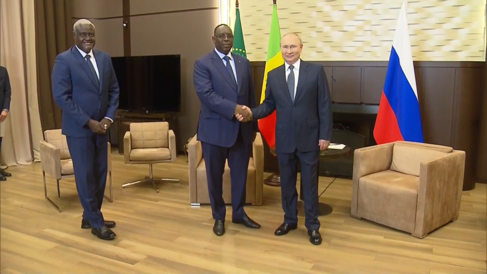 بوتين: دور إفريقيا على الساحة الدولية آخذ في الازدياد