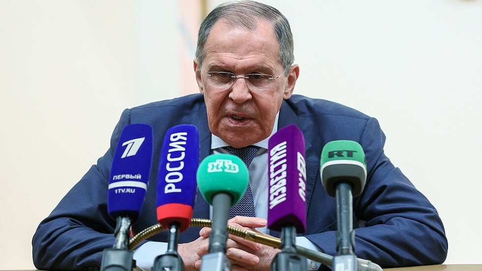 لافروف معلقا على منع دول في الناتو طائرته العبور إلى صربيا: قرار غير معقول