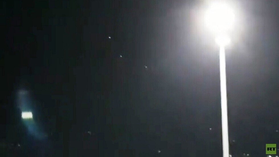 سوريا.. الدفاعات الجوية تتصدى لعدوان إسرائيلي (فيديو)