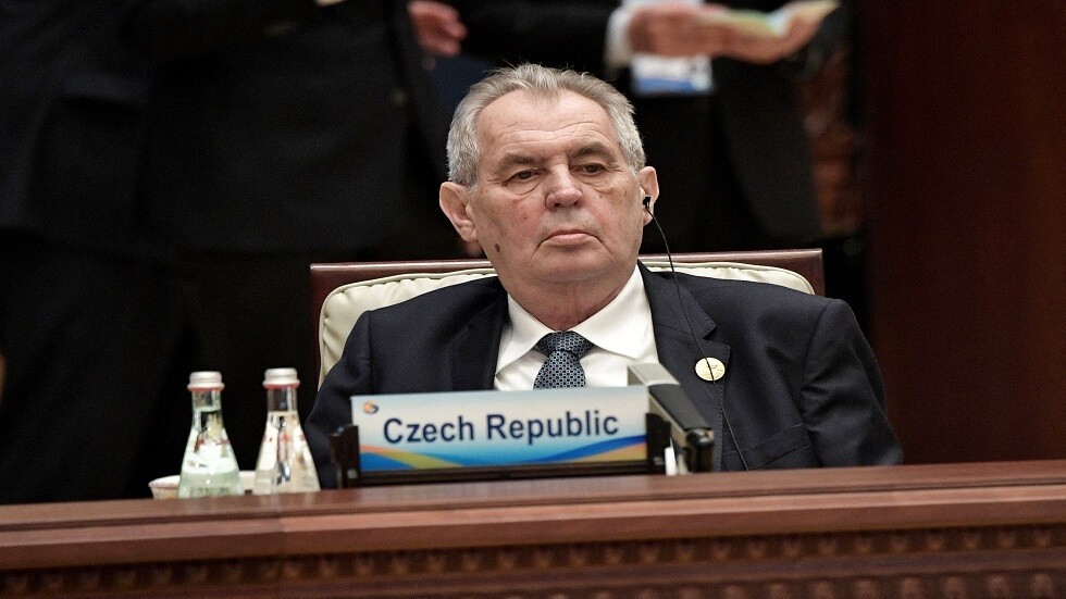 الرئيس التشيكي زيمان يعارض زواج المثليين في الجمهورية