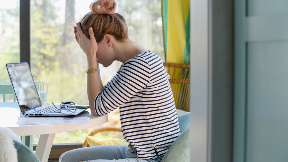 دراسة: نصف سكان العالم يعانون من الصداع وأغلبهم من النساء