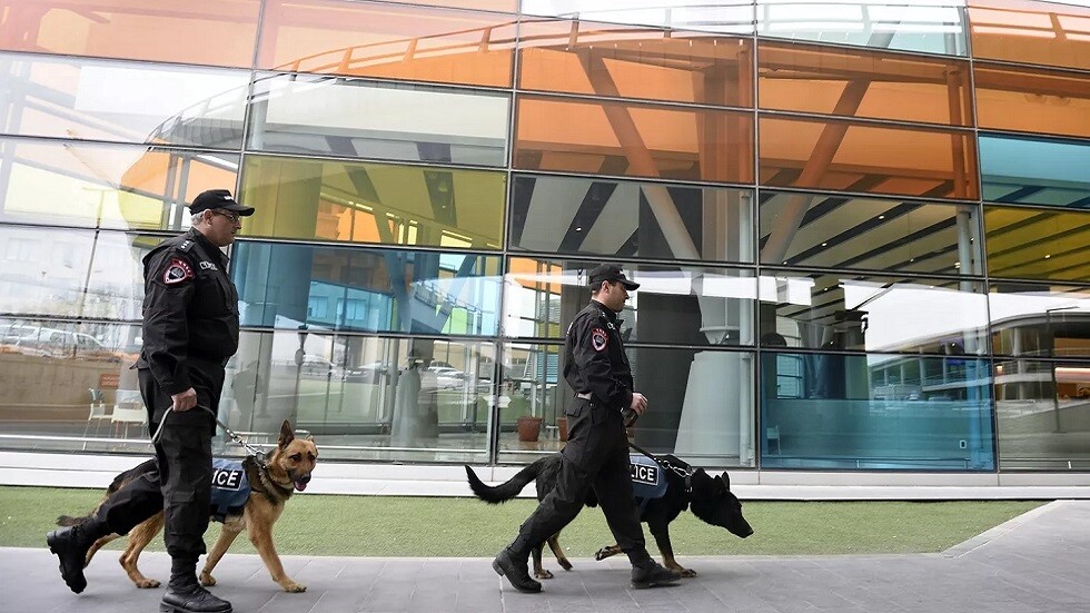 بلاغ بتفخيخ مطار يريفان تزامنا مع وصول لافروف