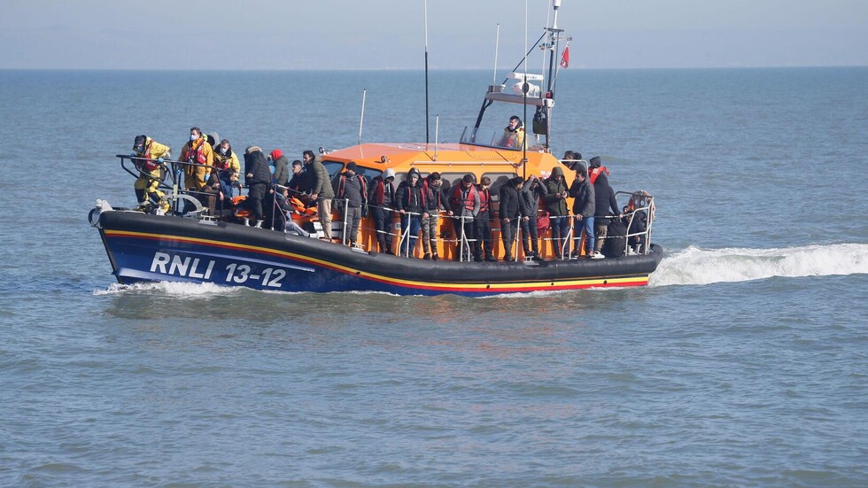 بريطانيا.. حكم قضائي يسمح للحكومة بإرسال طالبي اللجوء إلى رواندا