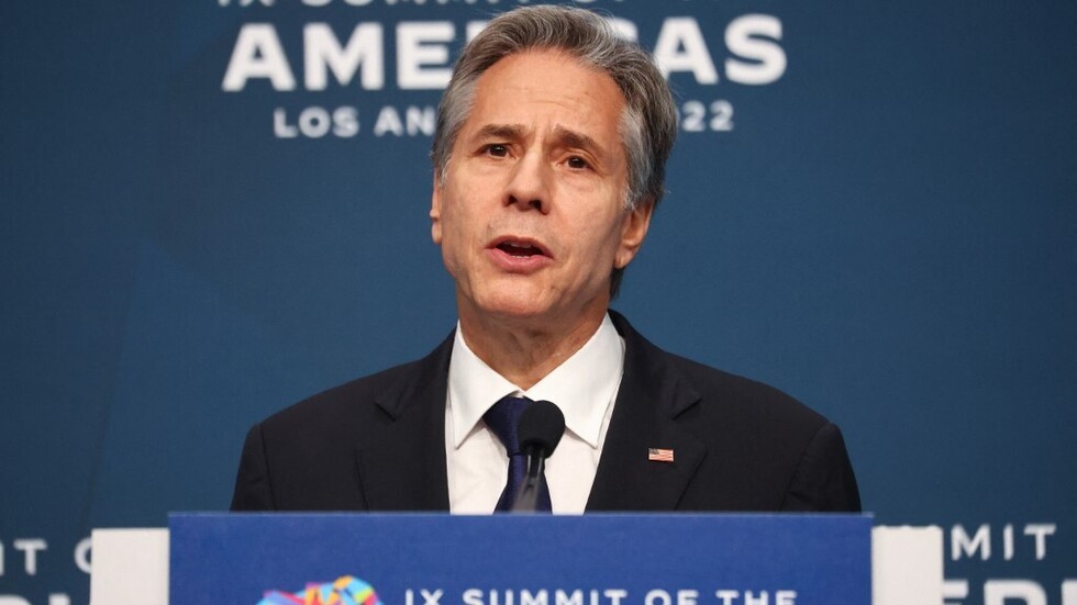 بلينكن يحث بريطانيا على التفاوض "بحسن نية" بشأن أيرلندا الشمالية