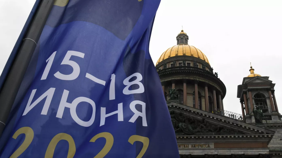 بمشاركة دول عربية.. انطلاق فعاليات منتدى بطرسبورغ الاقتصادي الدولي
