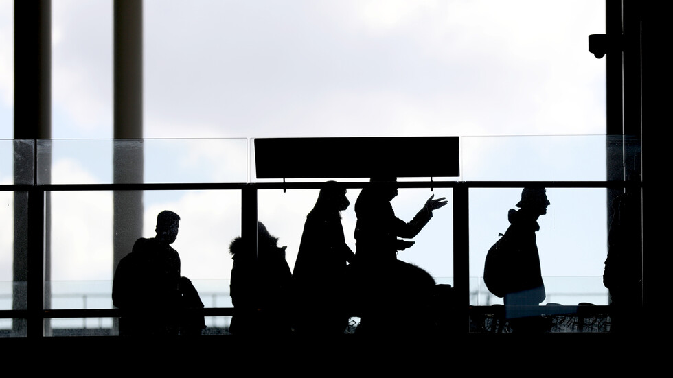 رغم إلغاء الرحلة البريطانية.. رواندا تؤكد التزامها باستقبال المهاجرين