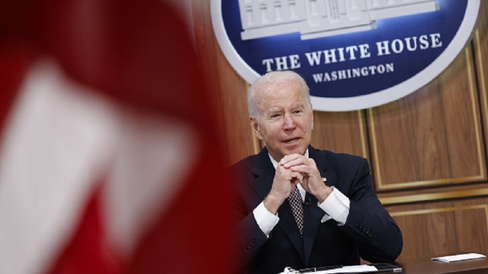 بايدن يسعى إلى التقليل من أهمية لقائه المرتقب مع ولي العهد السعودي