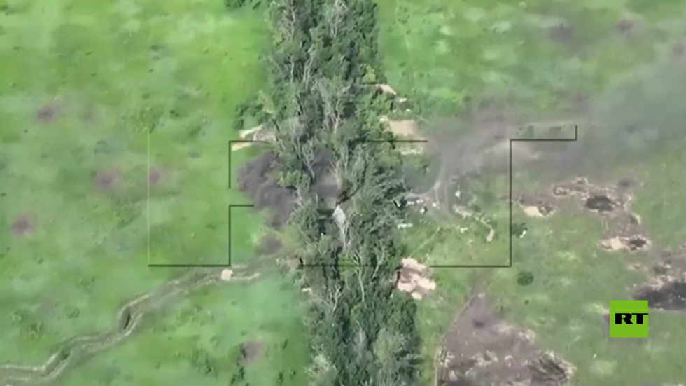 بالفيديو.. قوات دونيتسك تدمر مواقع إطلاق النار في منطقة آفدييفكا الصناعية