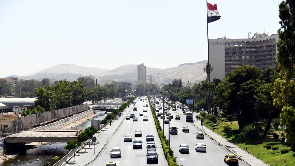 دبلوماسي فاتيكاني: ساعدوا سوريا فكارثتها الإنسانية نسيها العالم