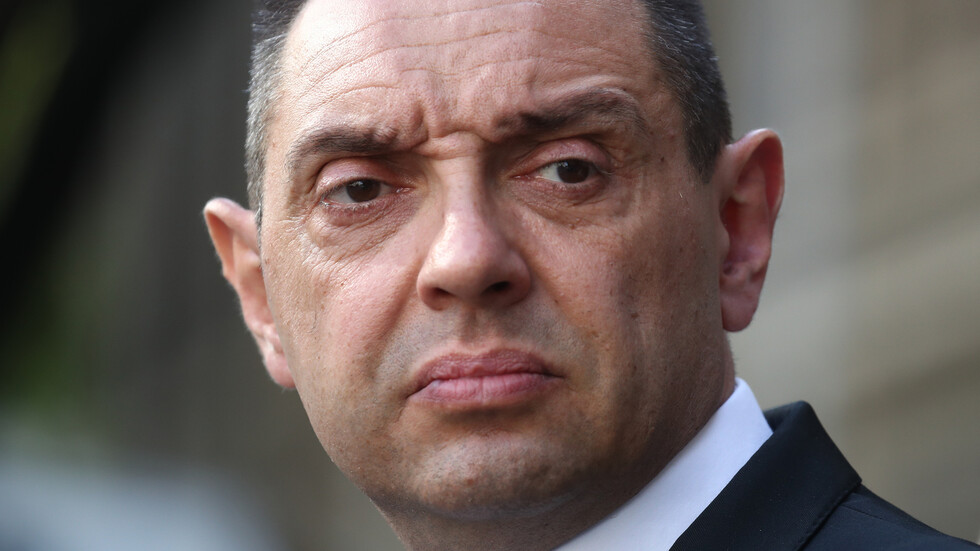 وزير صربي يرد على دعوة فون دير لاين لـ "للانحياز" في النزاع الأوكراني