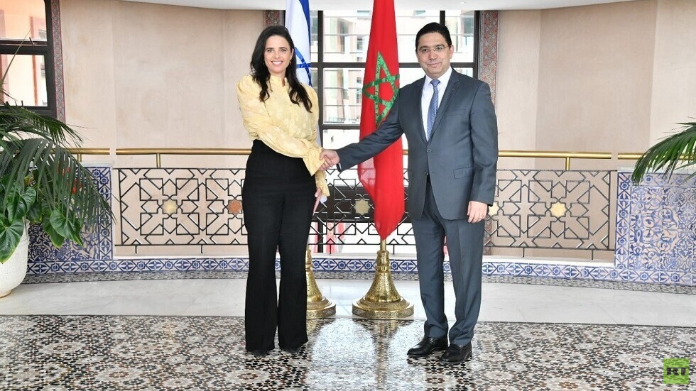 وزيرة إسرائيلية تعلن نيّة تل أبيب استقدام المغاربة للعمل في البناء والتمريض