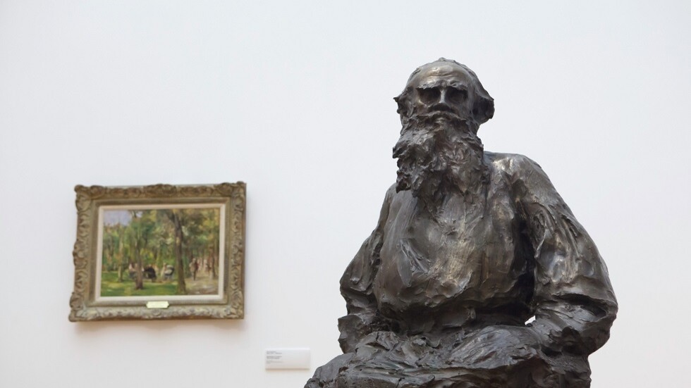 روسيا تطلق جائزة "ليف تولستوي" للسلام