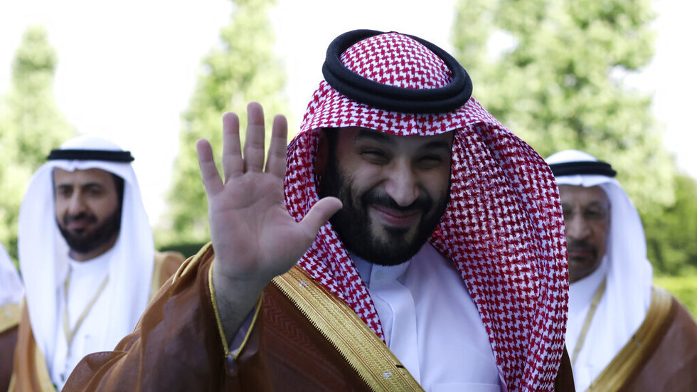 ولي العهد السعودي يغادر أنقرة (فيديو)