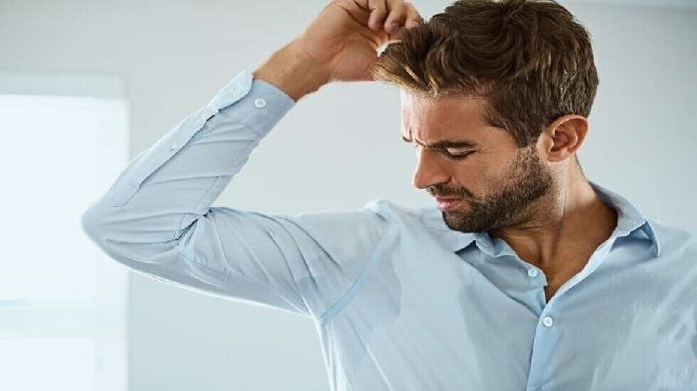 رغم كونه "مشكلة محرجة".. خمسة أسباب تجعل التعرق مفيدا لصحتنا
