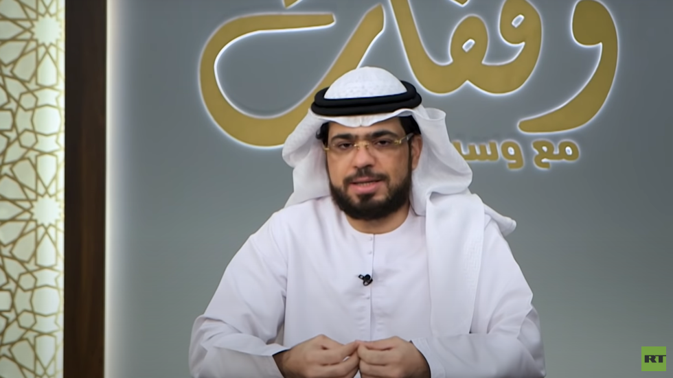 داعية إماراتي يعلق على حادثتي مقتل نيرة أشرف وإيمان إرشيد ويهاجم داعية آخر