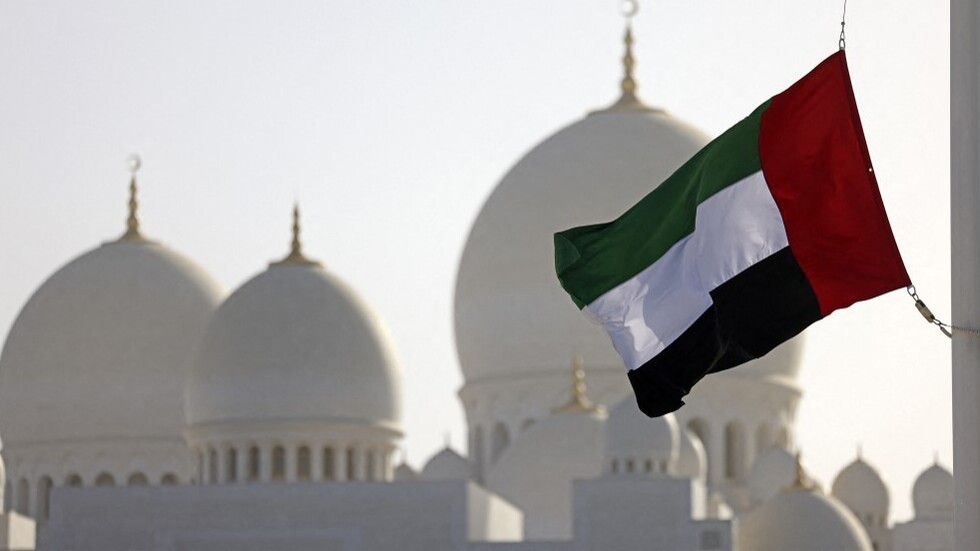 الإمارات.. قرار بشأن معاملة أبناء المواطنات بالمعاملة ذاتها المقررة للمواطنين في التعليم والصحة