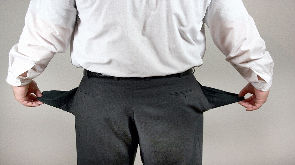 لماذا يفقد الفقراء الثقة بالسياسيين؟