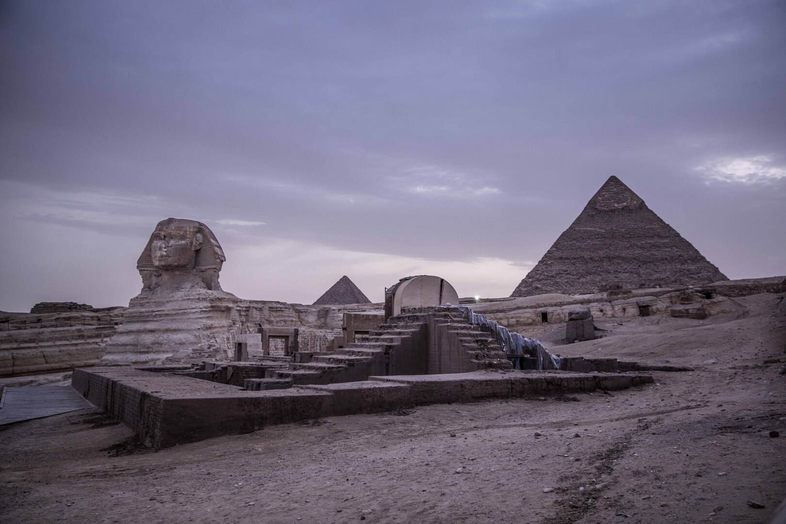 مصر تتجهز لاستعادة مجموعة من القطع الأثرية المهربة إلى سويسرا