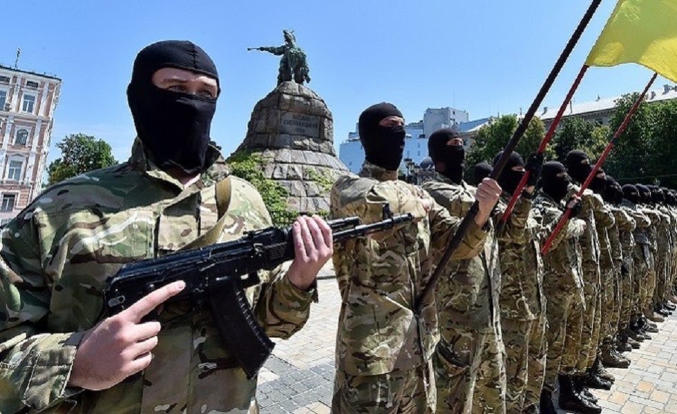 وسائل إعلام ترجح ارتباط المرتزق الفرنسي المقتول في أوكرانيا باليمين المتطرف