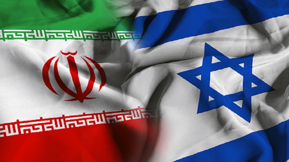 خبير: العرب في مقعد المتفرج في سباق التسلح النووي بين إسرائيل وإيران