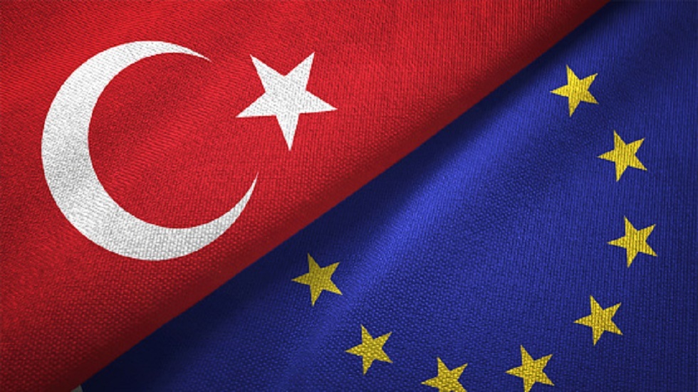 البرلمان الأوروبي ينتقد تدهور سيادة القانون وحقوق الإنسان في تركيا