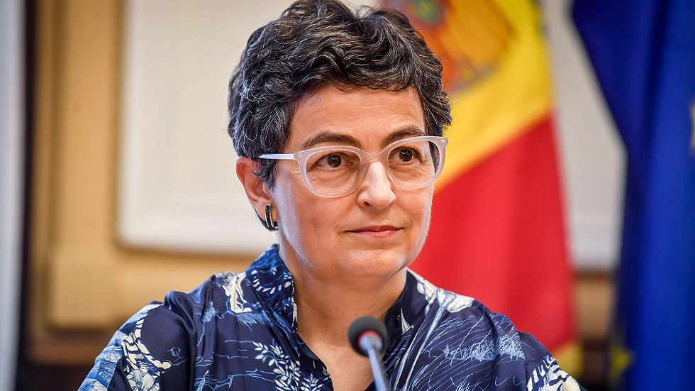 وزيرة إسبانية سابقة تتهم المغرب بعمليات 