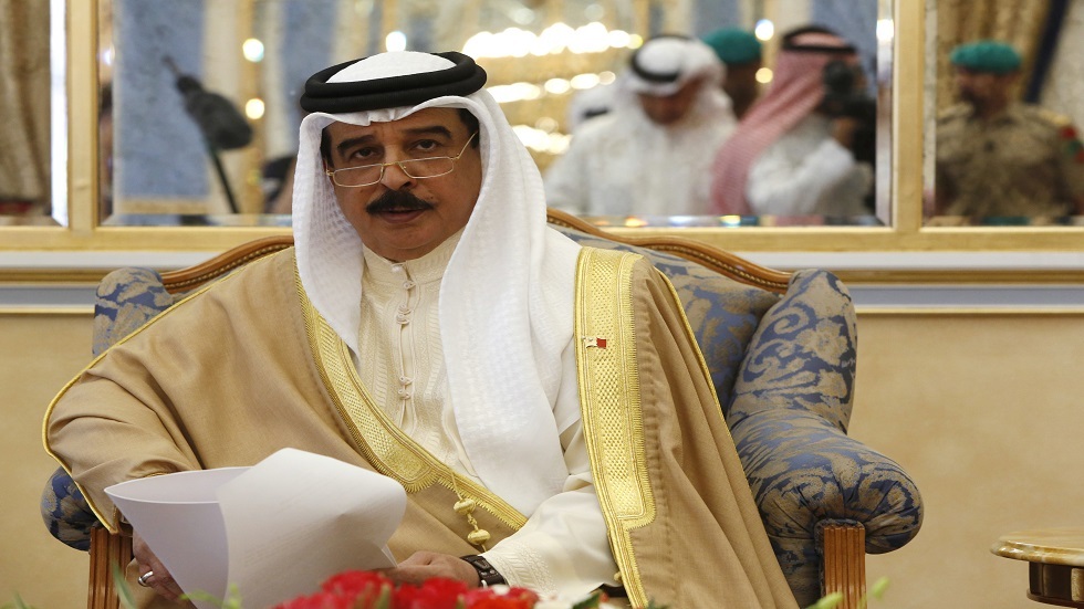 العاهل البحريني: ندعم جهود استعادة السلطة الشرعية باليمن