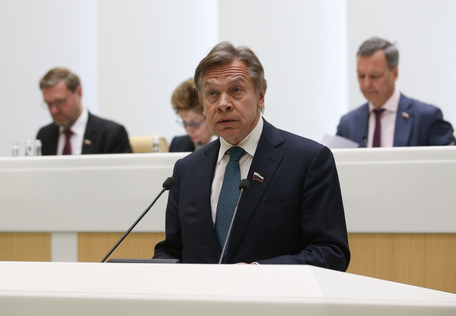 سيناتور روسي يحذر من خطر نشر أسلحة نووية في فنلندا