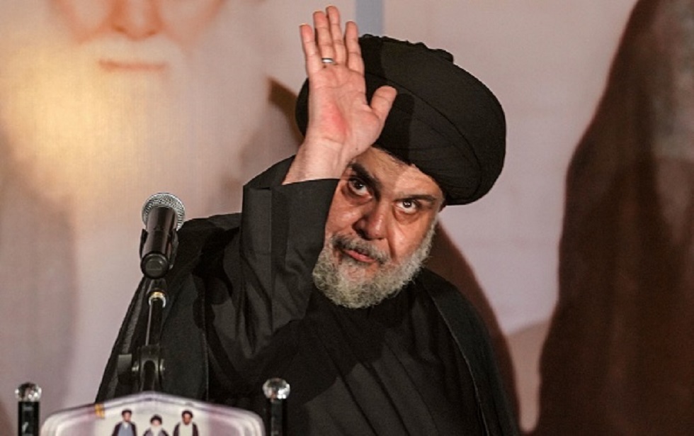 العراق.. مقتدى الصدر يدعو نواب كتلته إلى تقديم استقالتهم لرئيس البرلمان