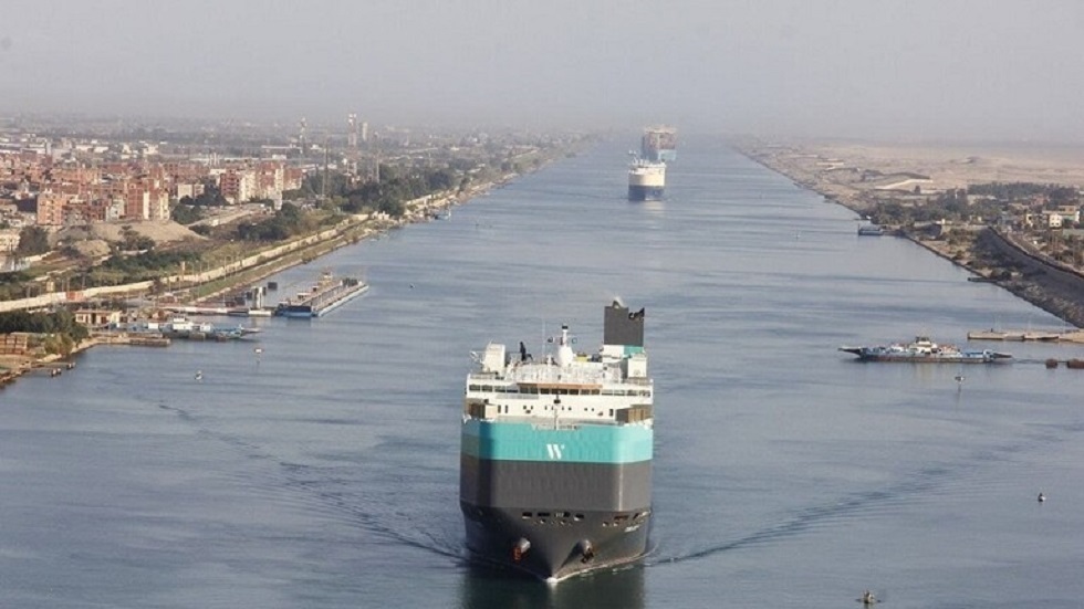 مصر.. قناة السويس تصدر قرارا بشأن ناقلات النفط والغاز