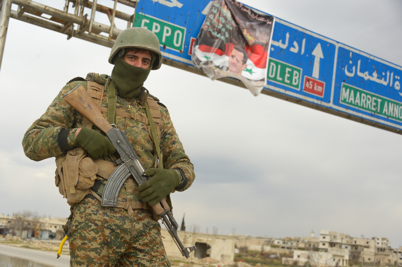 سبوتنيك: الجيش السوري يتصدى لهجوم عنيف تشنه المجموعات الإرهابية على محور ريف إدلب