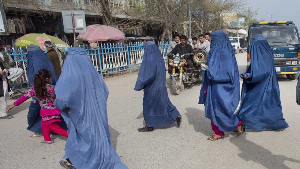 مبعوثة أممية: قلبي ينفطر على الفتيات والنساء الأفغانيات
