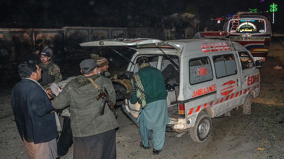 قتلى بهجوم مسلح على معسكر عمل في باكستان