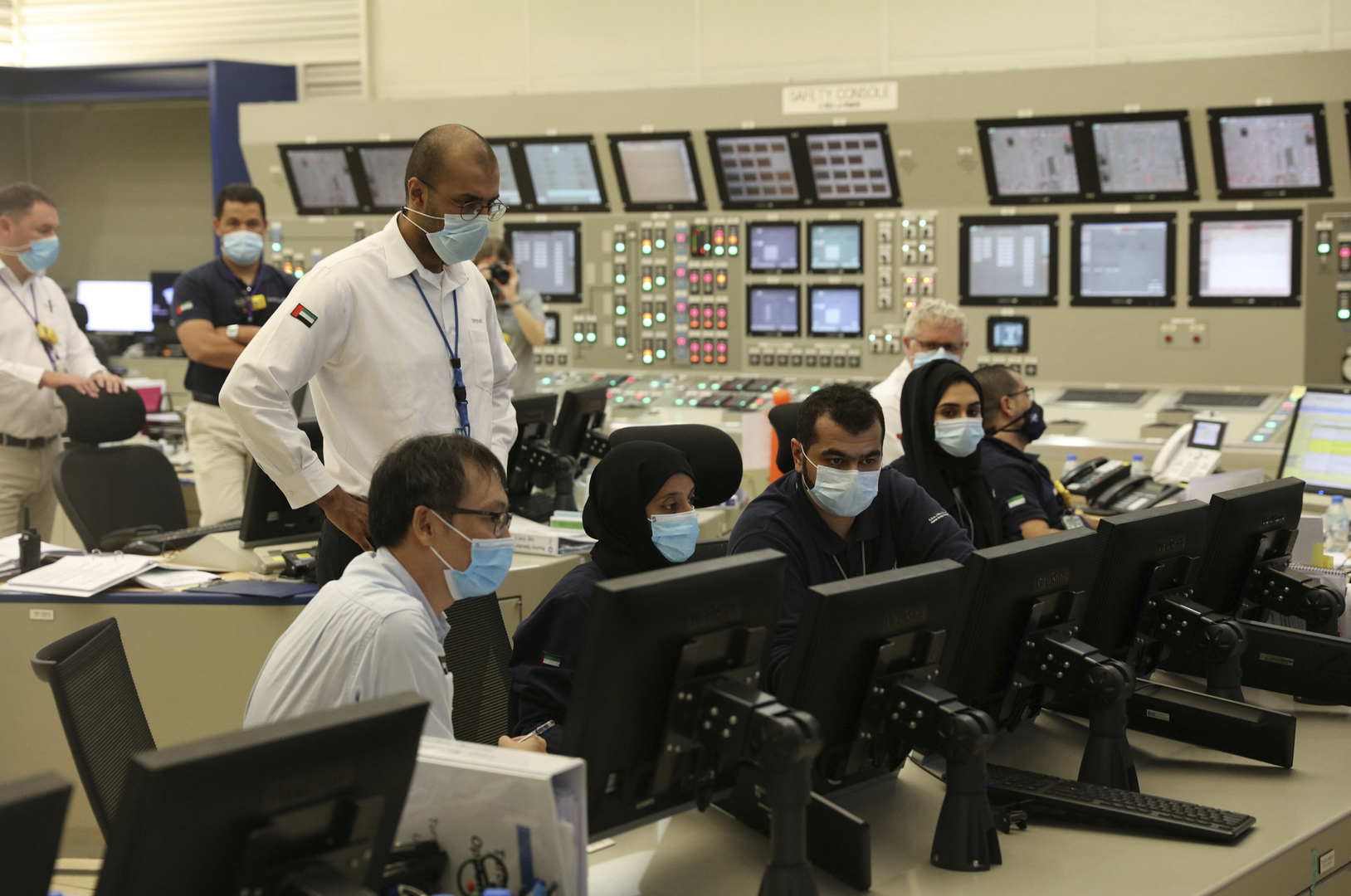 الإمارات.. بدء تحميل الوقود النووي في ثالث محطات براكة بعد صدور رخصة التشغيل