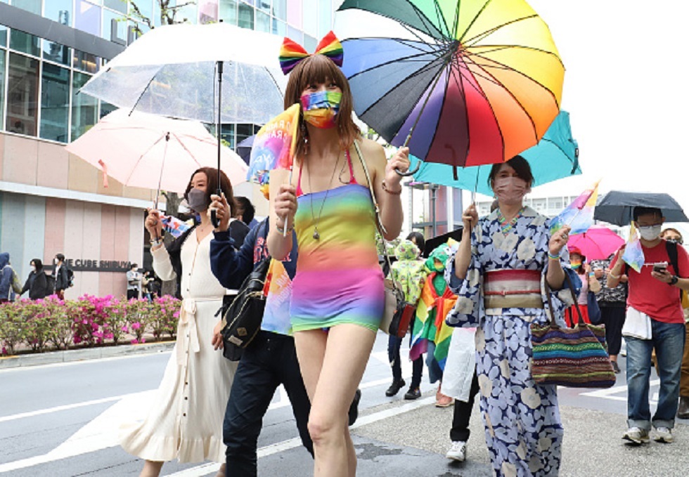 محكمة يابانية تقضي بدستورية حظر زواج المثليين