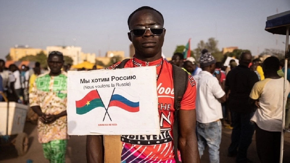 بوركينا فاسو.. مظاهرة تطالب بتوسيع التعاون العسكري مع روسيا