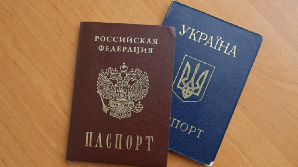 استسلام عسكريين أوكرانيين للجيش الروسي مطالبين بالحصول على الجنسية الروسية