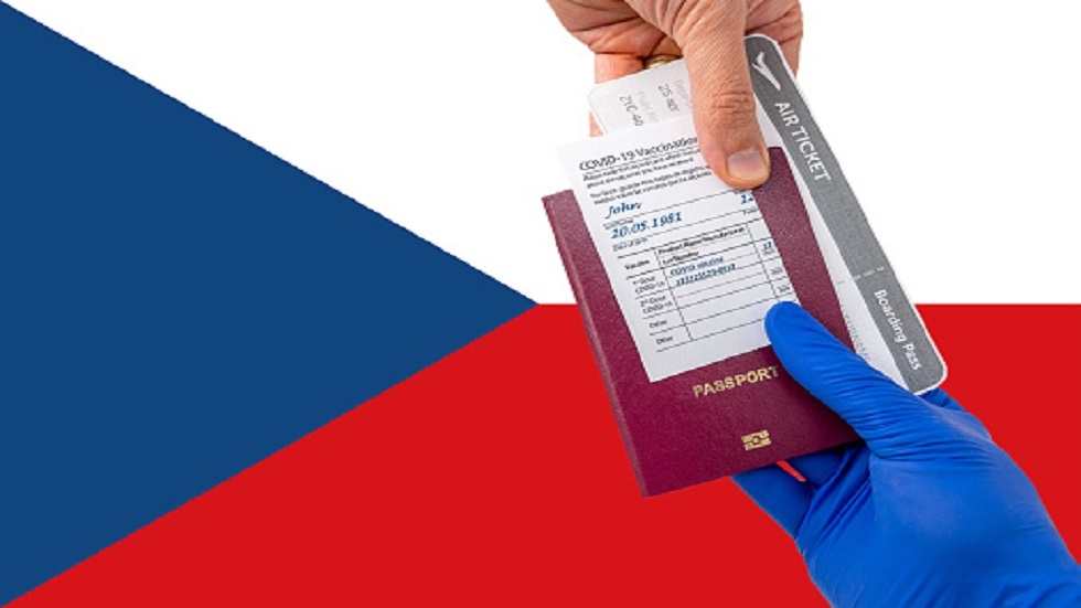 التشيك تعلق إصدار التأشيرات للروس حتى مارس 2023