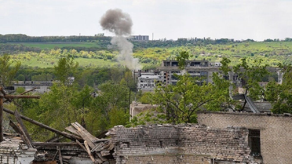 قديروف يعلن تطويق قوات كييف بمحيط بلدتي زولوتا وغورسكوي بلوغانسك